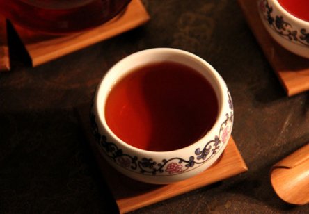布朗山曼诺普洱茶